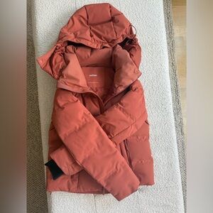 HALFDAYS GEORGIE SEAMLESS PUFFER RUST COLOR